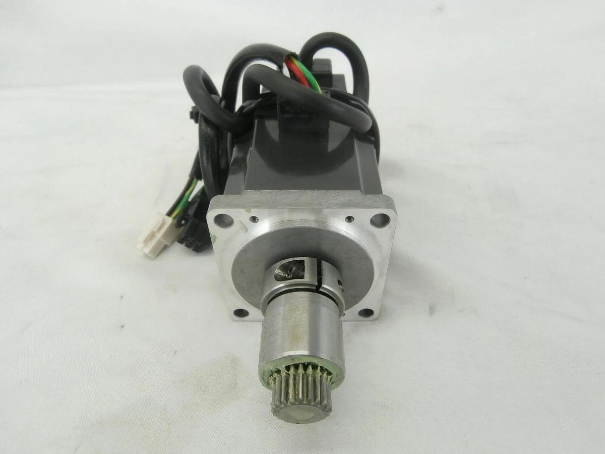 Used Mitsubishi HC-KFS23G2 AC Servo Motor HC-KFS Series Working Surplus
