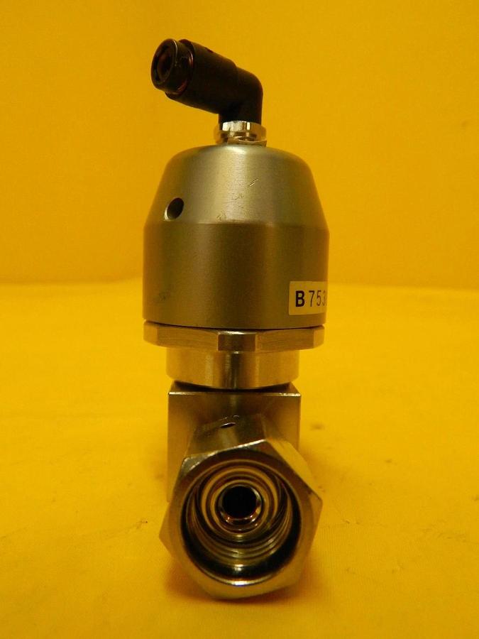 Used Motoyama SUSF316L Pneumatic Valve Normally Closed UCV Series Lot of 5 Used