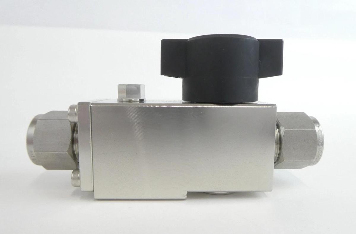 SMC VH-T3-04 Manual 1/2" Plug Valve AMAT Applied Materials 3870-03869 Lot of 5