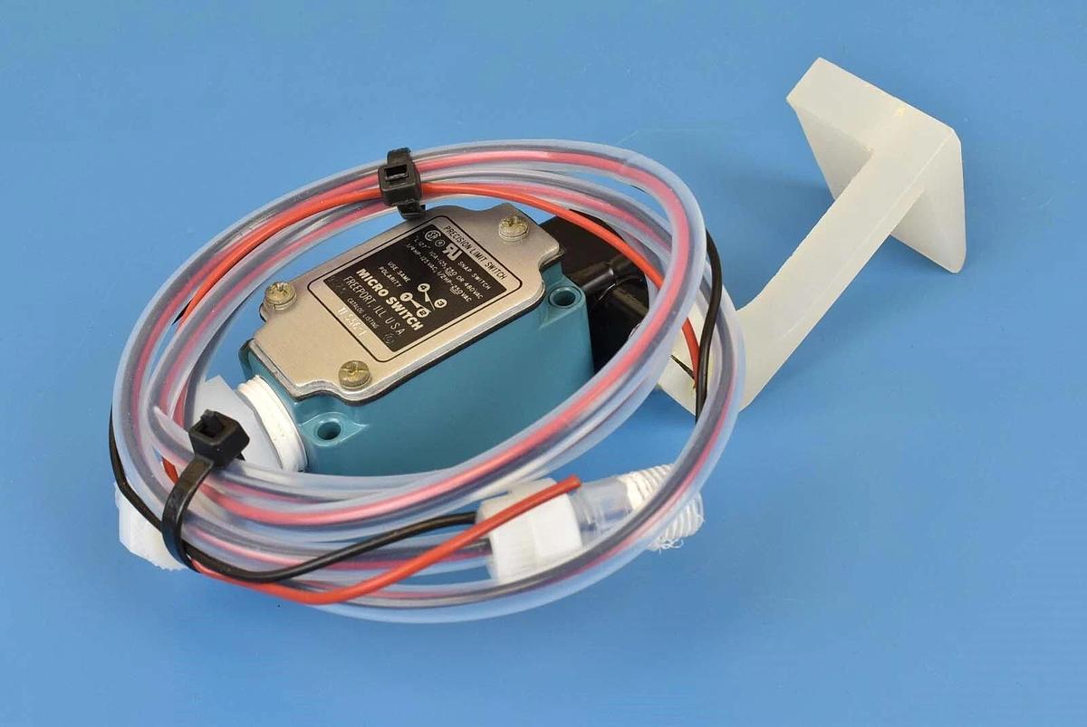 Used Honeywell 1LS56-L Precision Limit Switch Snap Switch