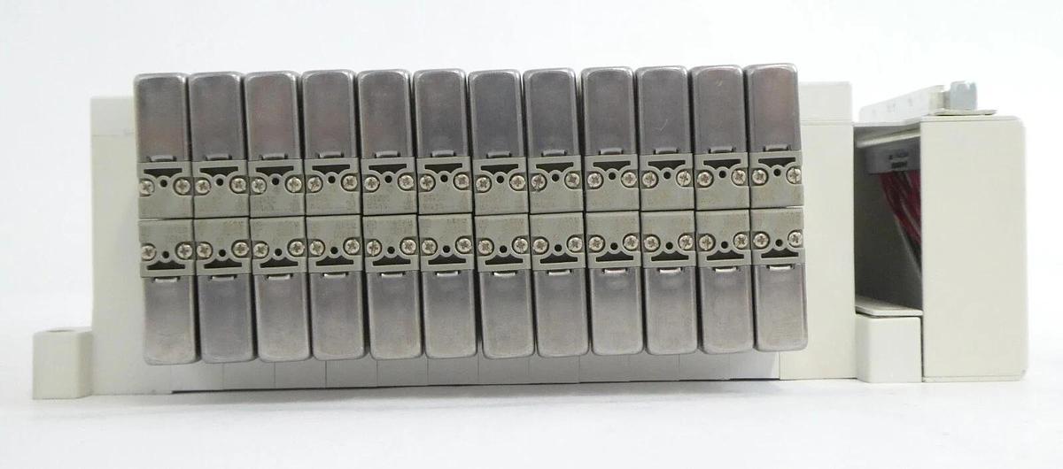 Used SMC VV5Q11-12-X3093V 12-Port Manifold AMAT 4060-00946 Lot of 6 Working Spare