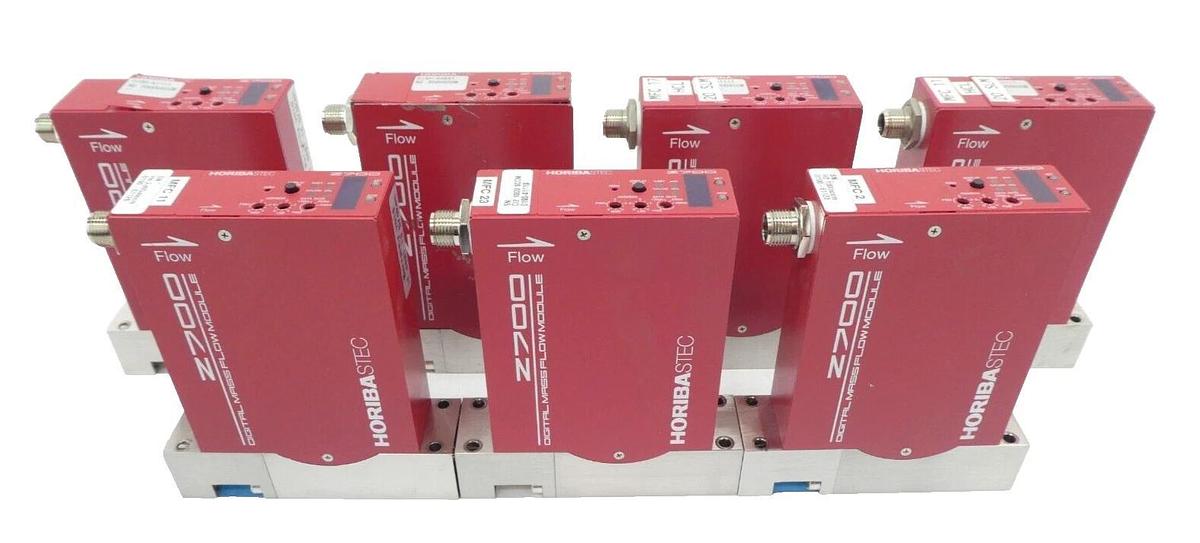 Used Horiba STEC Z700 Mass Flow Controller MFC SEC-Z714AGX SEC-Z724AGX Lot of 7
