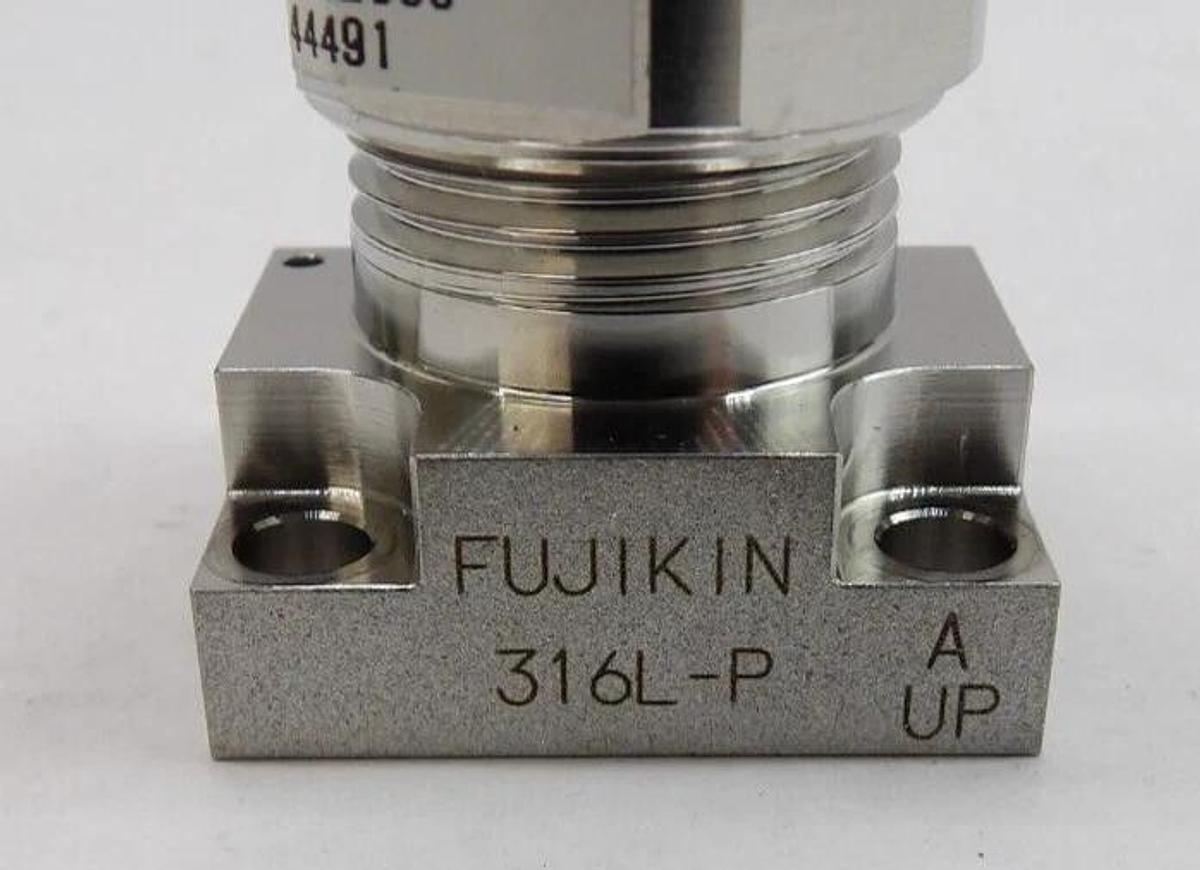 Used Fujikin 316L-P Manual Diaphragm Valve Reseller Lot of 25 Working Surplus