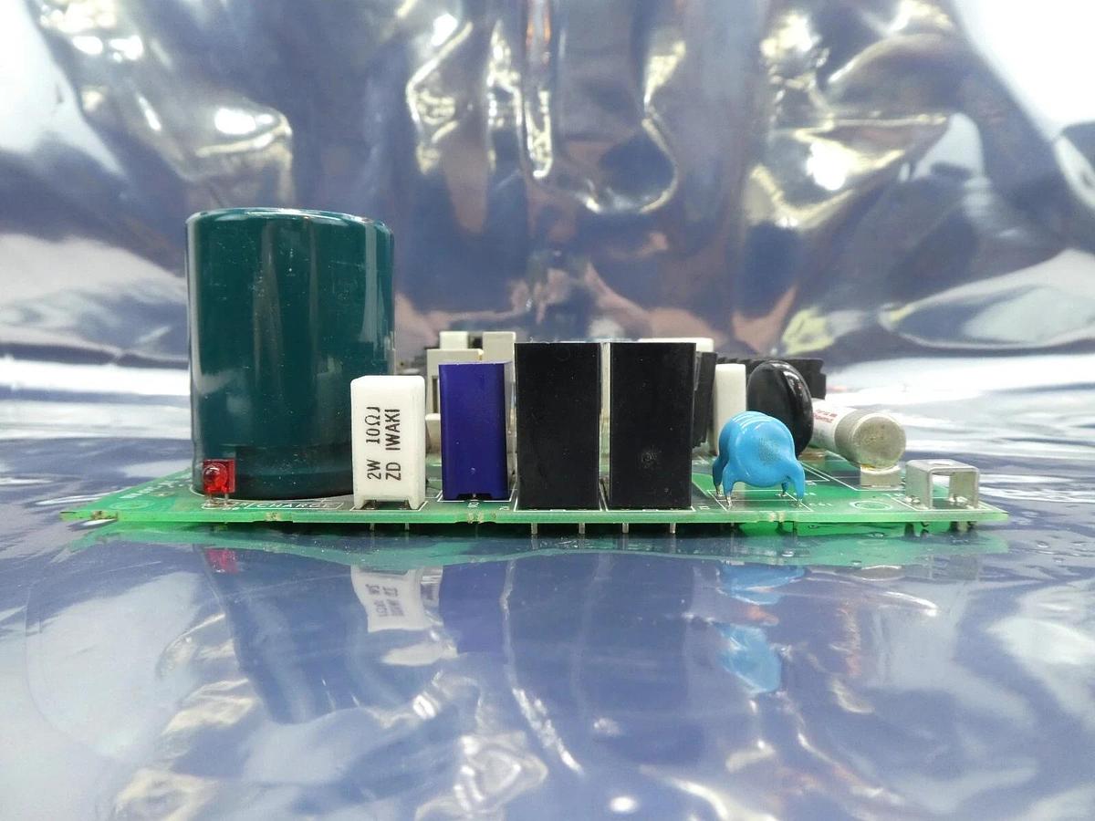 Used Yaskawa Electric CLSR-CC-1CN2BY1 Power Distribution PCB DF0200448-A0 NSR Working