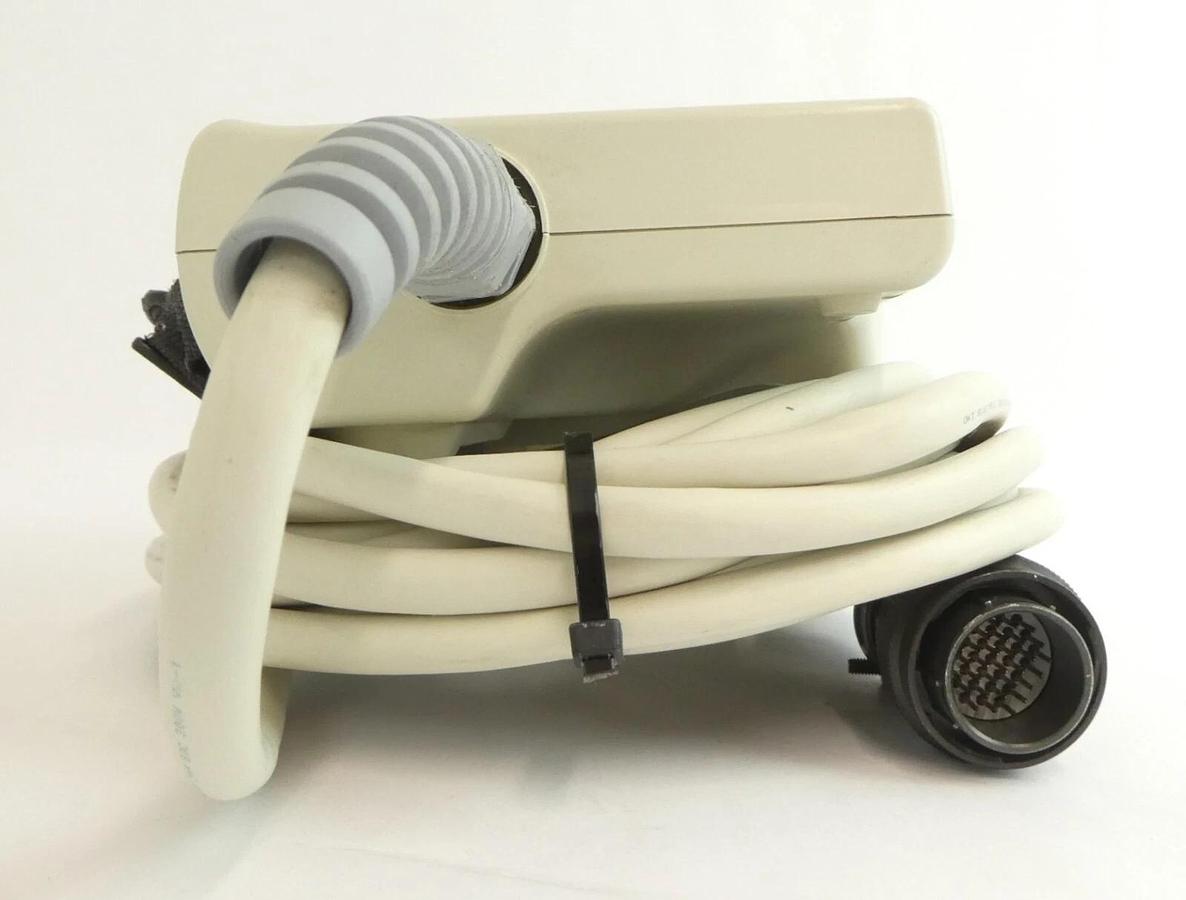 Used Mitsubishi BKO-FA0823H07 Hand Held Robot Teach Pendant Controller R28TB Surplus