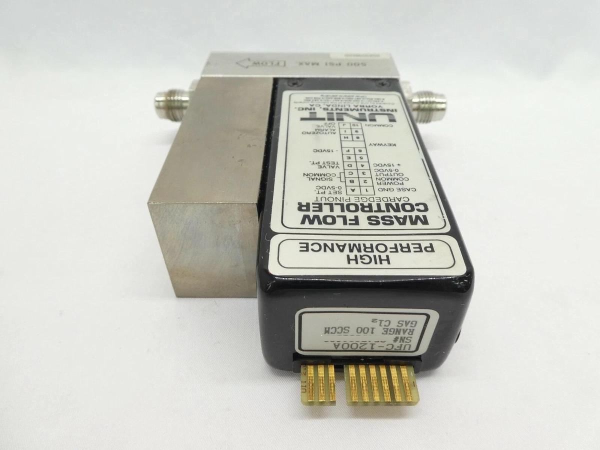 Used UNIT Instruments UFC-1200A Mass Flow Controller MFC 100 SCCM Cl2 Working Surplus