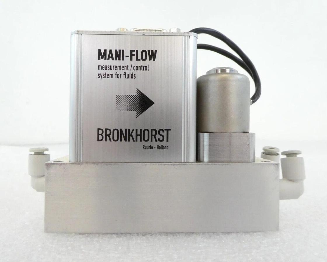 Used Bronkhorst Mani-Flow Mass Flow Meter Set of 2 MIC-104D MIC-202F Xevo Q2 Working