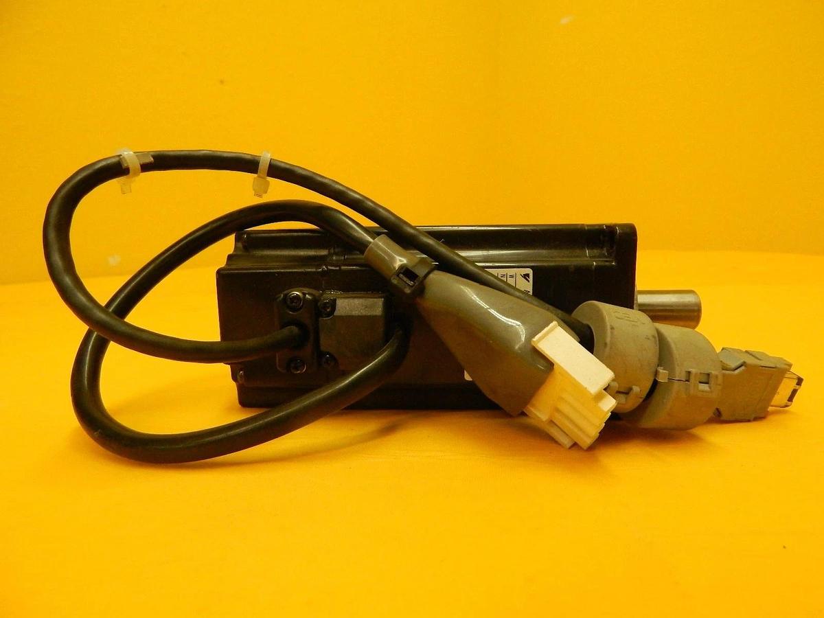 Used Yaskawa SGMAH-04A1A-AD21 AC Servo Motor Used Working