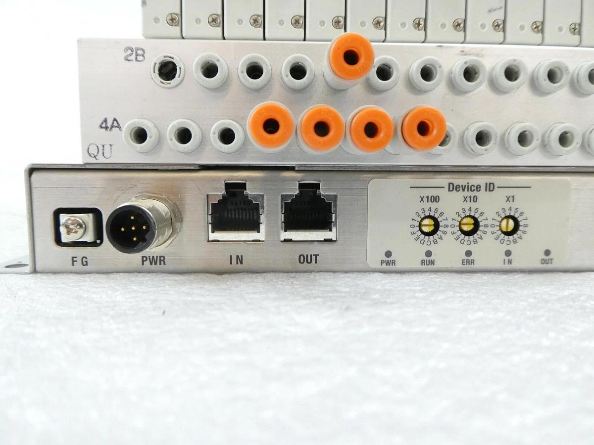 Used AMAT Applied Materials Pneumatic Block SMC 16-Port Manifold INR587-33 Surplus