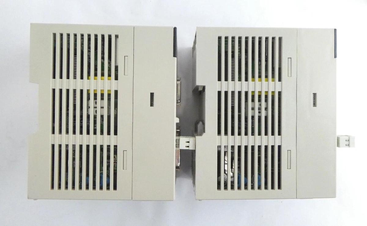 Used Yaskawa Electric SGD7W-1R6A30AY0810A MP3300i Servo Drive SERVOPACK Lot of 7