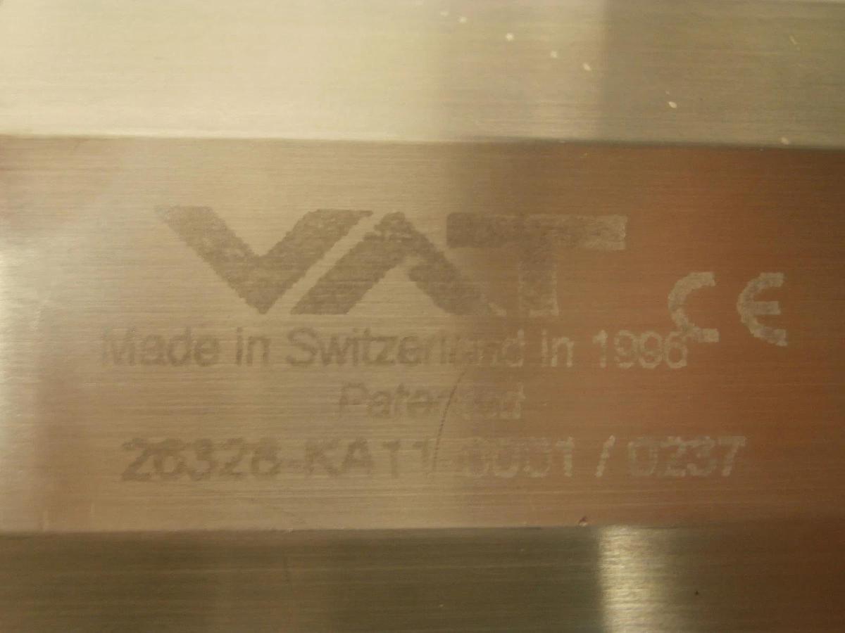 Used VAT 26328-KA11-0001 Pneumatic Right Angle Vacuum Valve Used Working