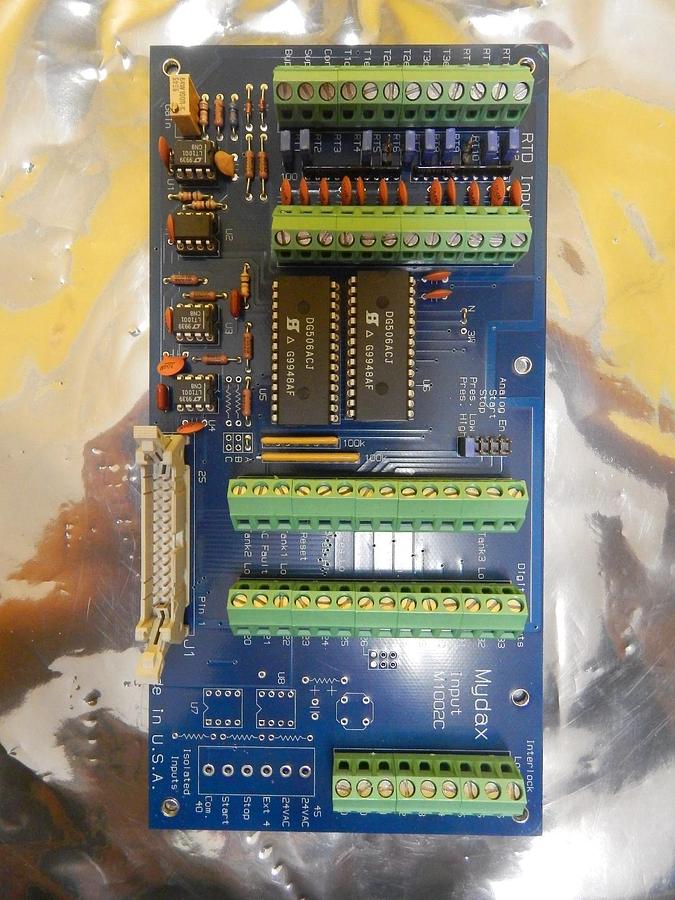Used Mydax M1002C RTD Interface Input Board PCB Chiller 1M9W-T Used Working
