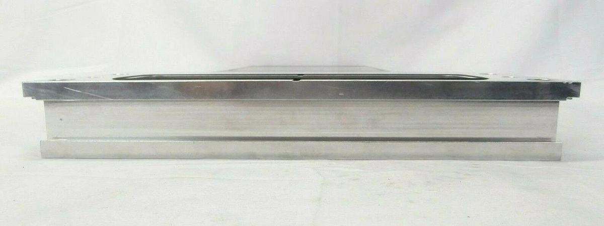 Used VAT 02110-BA44-AUM1 Pneumatic Rectangular Wafer Transfer Valve MONOVAT Spare