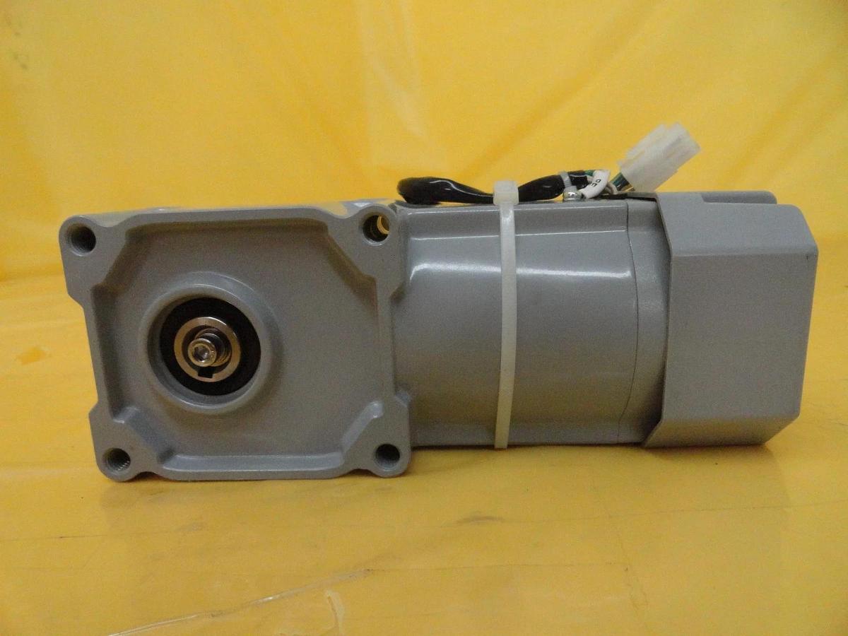 Used Nissei Corp F2S15N030-UTBR90NN 3-Phase Induction Motor Used Working