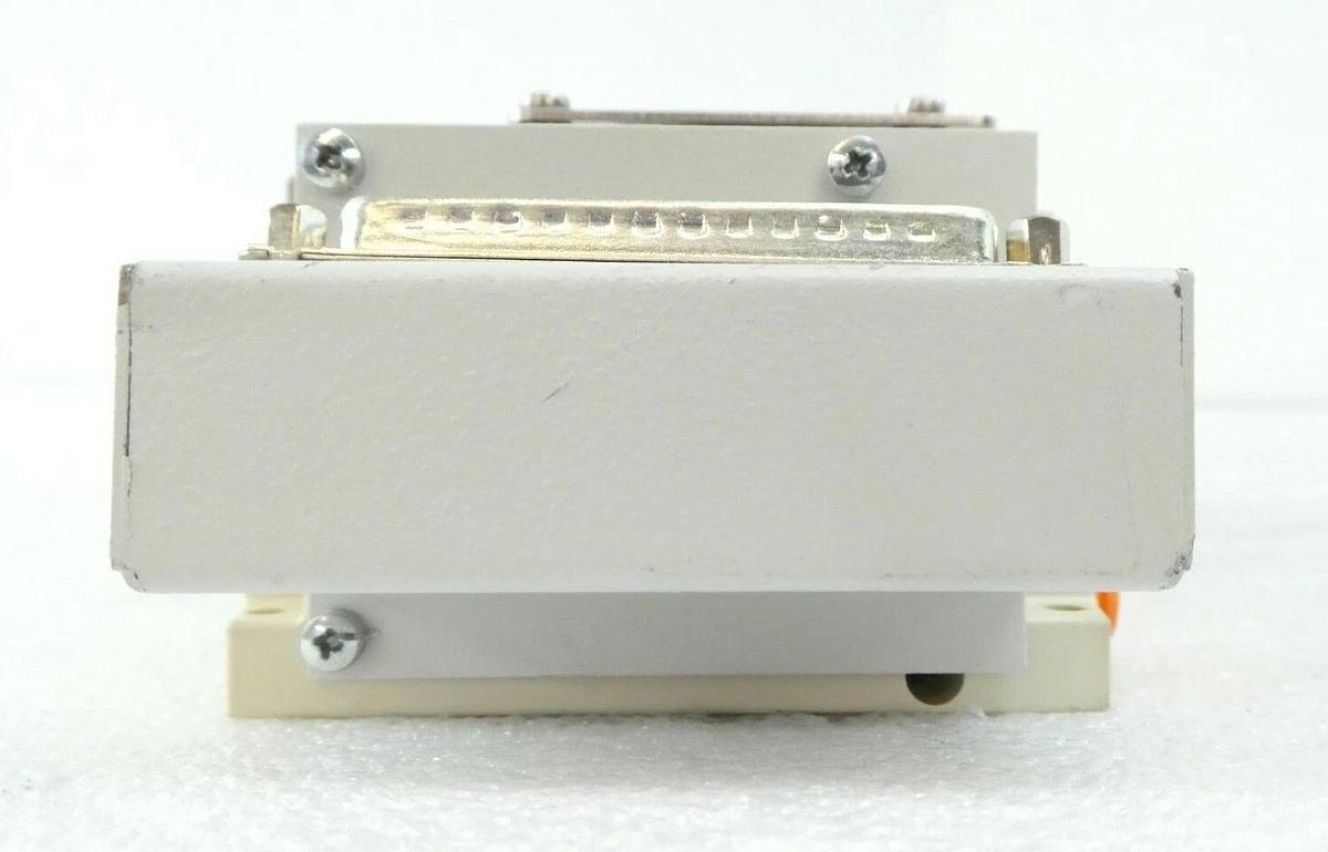 Used SMC SS5V1-DUQ00588 Pneumatic Manifold AMAT Applied Materials 0190-51632 Working