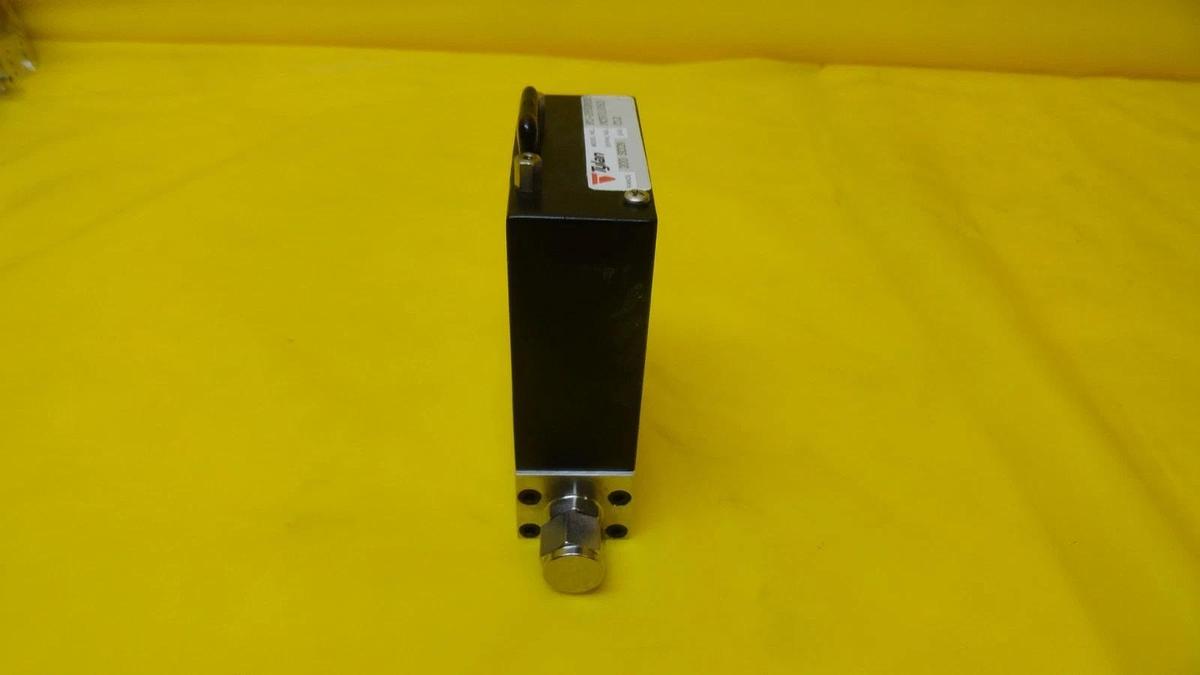 Used Tylan FC-2950MEP5 Mass Flow Controller MFC 2950 Series 200 SCCM Cl2 Used Working