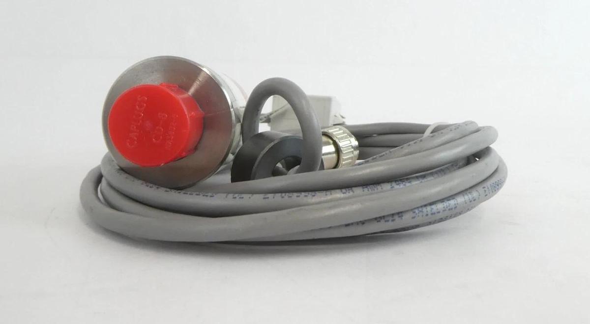 Used Neutronics 5124BE-N1-WO Oxygen Analyzer with Sensor AMAT 0190-30076 Working