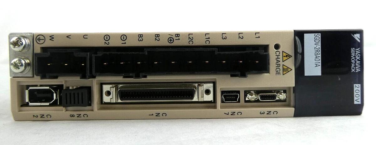 Used Yaskawa Electric SGDV-2R8A01A Servo Drive SERVOPACK Working Surplus