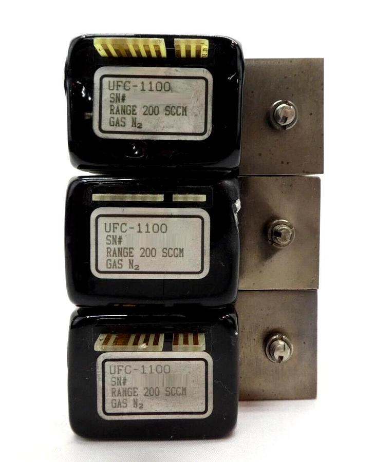 Used UNIT Instruments UFC-1100 Mass Flow Controller MFC N2 O2 Reseller Lot of 23