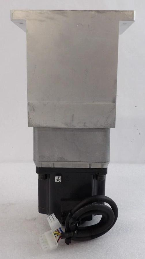 Used Oriental Motor BXM6400-GFS Motor Gearhead Assembly D3874-162 VEXTA AMAT Working