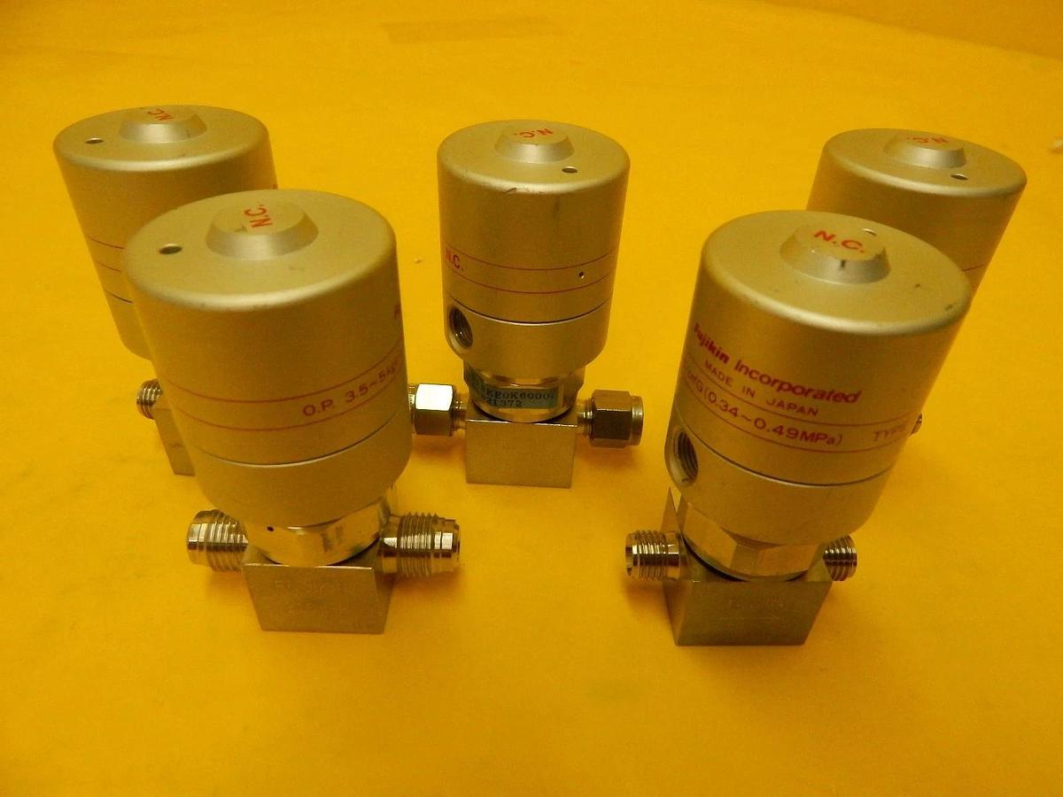 Used Fujikin RKE0K6000 Pneumatic Valve 021372 Normally Closed Reseller Lot of 5 Used