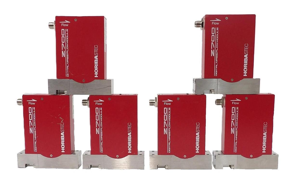 Used Horiba STEC Z700 Mass Flow Controller MFC SEC-Z724 SEC-Z714 Lot of 6 Working