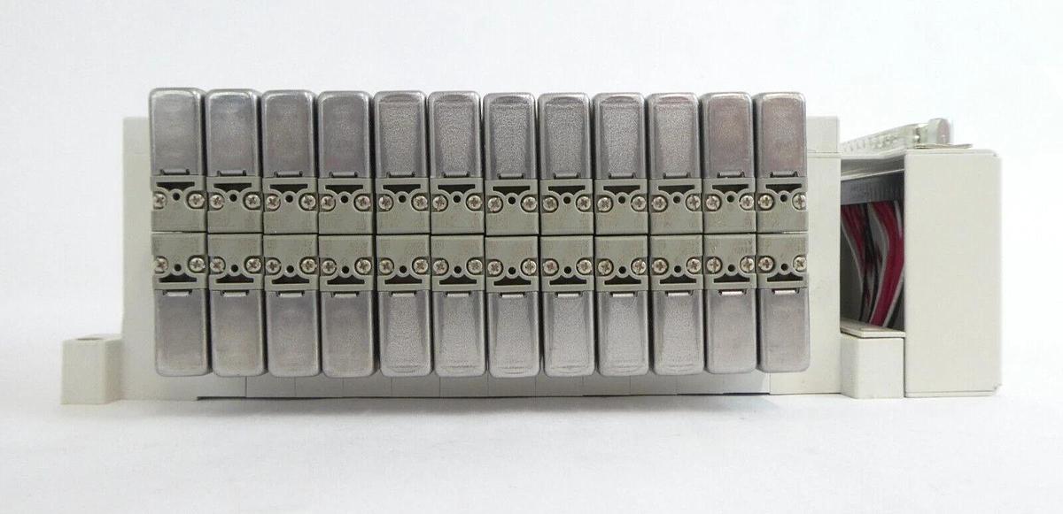 Used SMC VV5Q11-12-X3093V 12-Port Manifold AMAT 4060-00946 Reseller Lot of 6 Working
