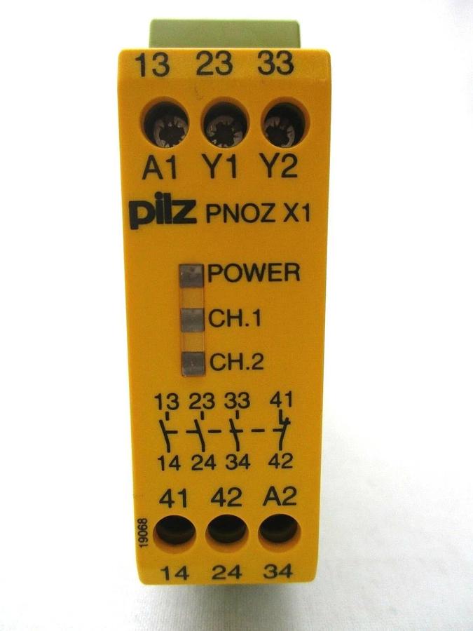 Used Pilz 774300 Safety Relay DIN Mount PNOZ X1 Reseller Lot of 2 Used Working