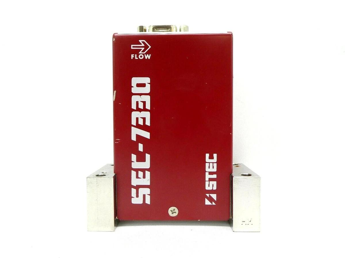 Used STEC SEC-7330M MFC Mass Flow Controller SEC-7330 30 CCM O2 Working Spare