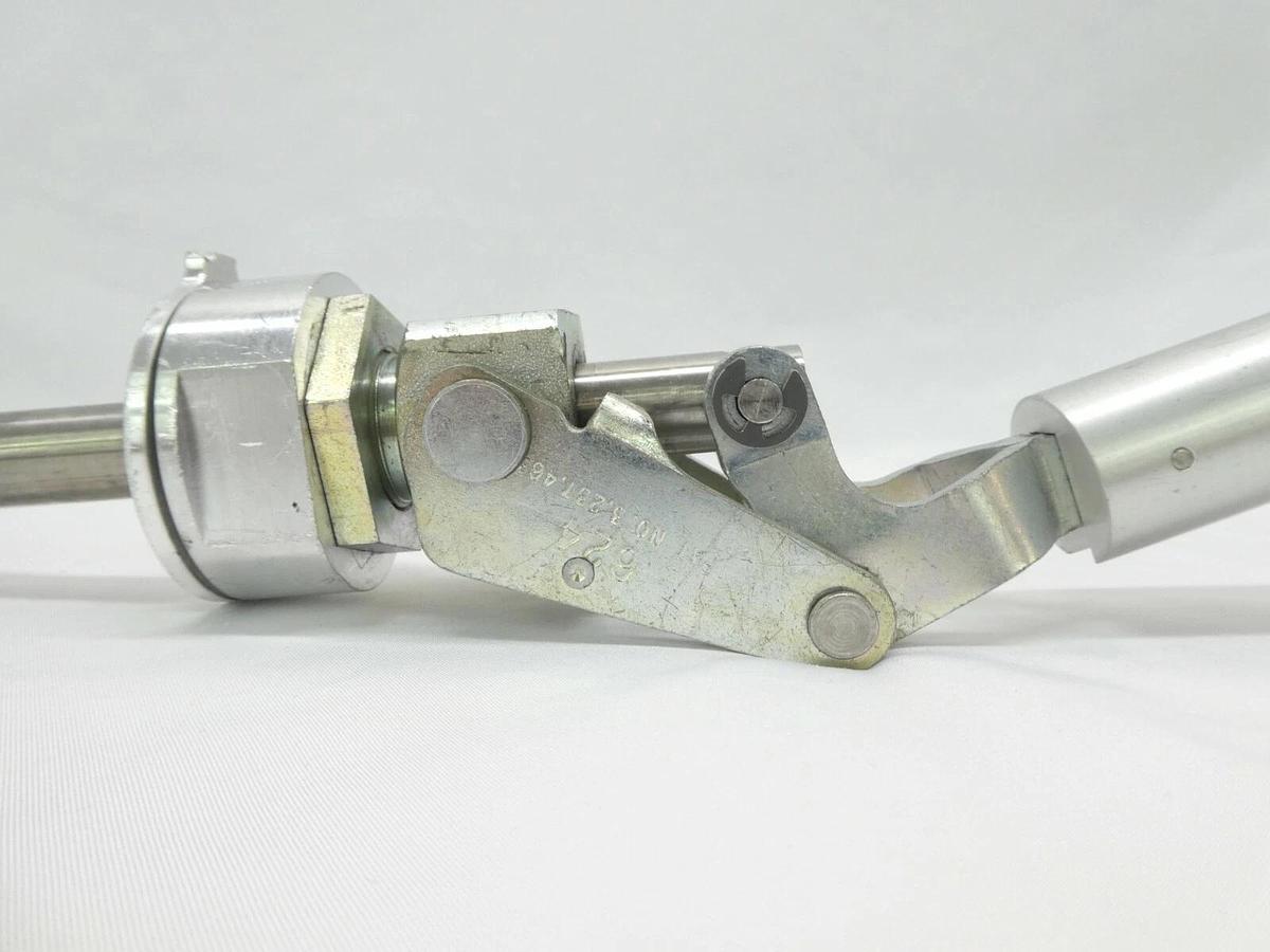 Used AMAT Applied Materials 0010-09408 Chamber Lid Clamp SACVD Working Surplus