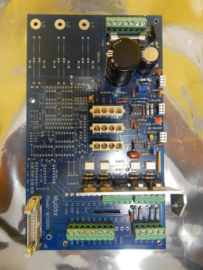 Used Mydax M1004D Power Interface Board PCB Chiller 1M9W-T Used Working
