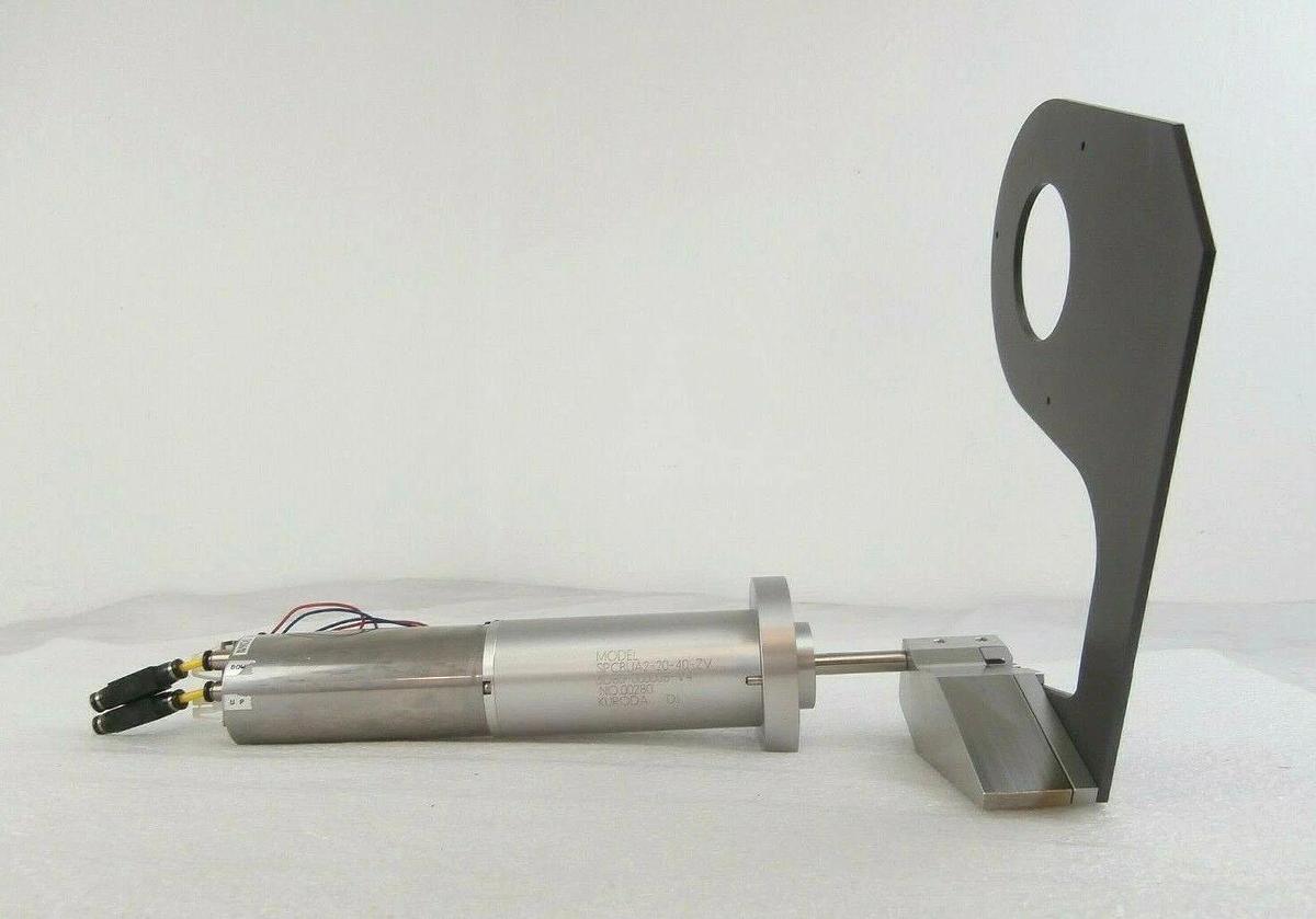 Used Kuroda SPCBUA2-20-40-ZV Wafer Transfer Robot TEL 3D80-000008-V4 T-3044SS Working