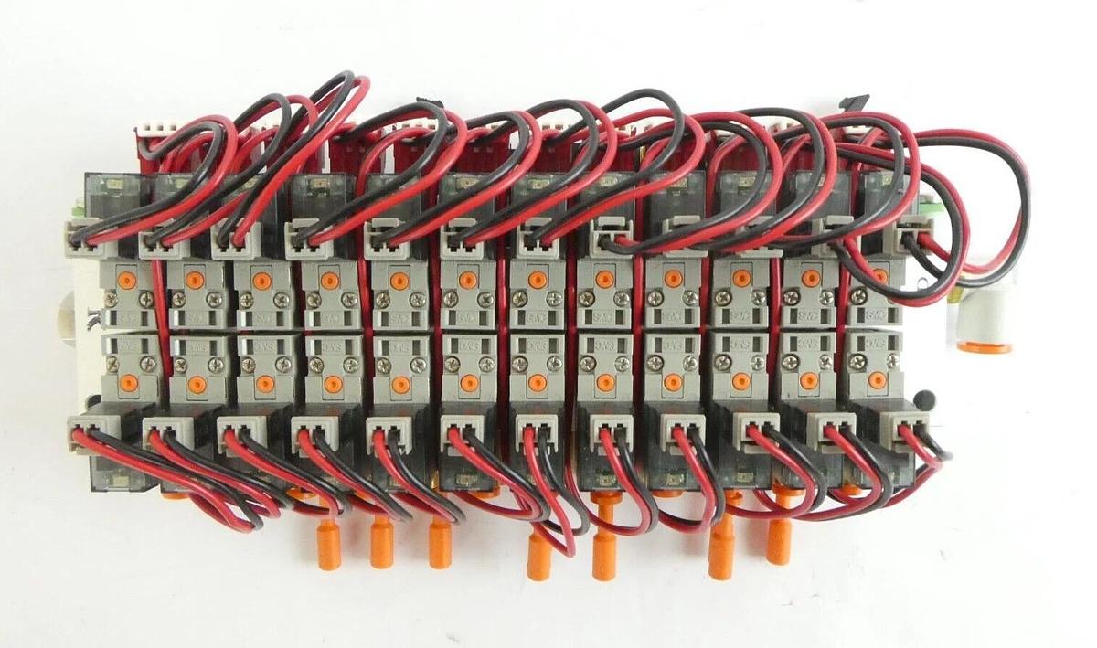 Used SMC D-276-990020B 12-Port Pneumatic Manifold AMAT 0190-01401 Lot of 6 Working