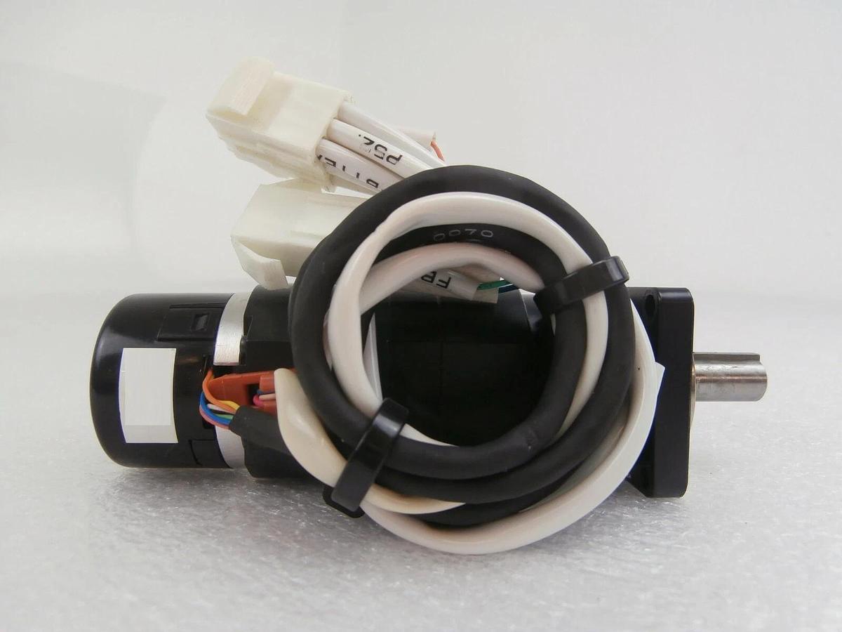 Used Oriental Motor A5787-9015HGE 5-Phase Stepping Motor VEXTA Working Spare