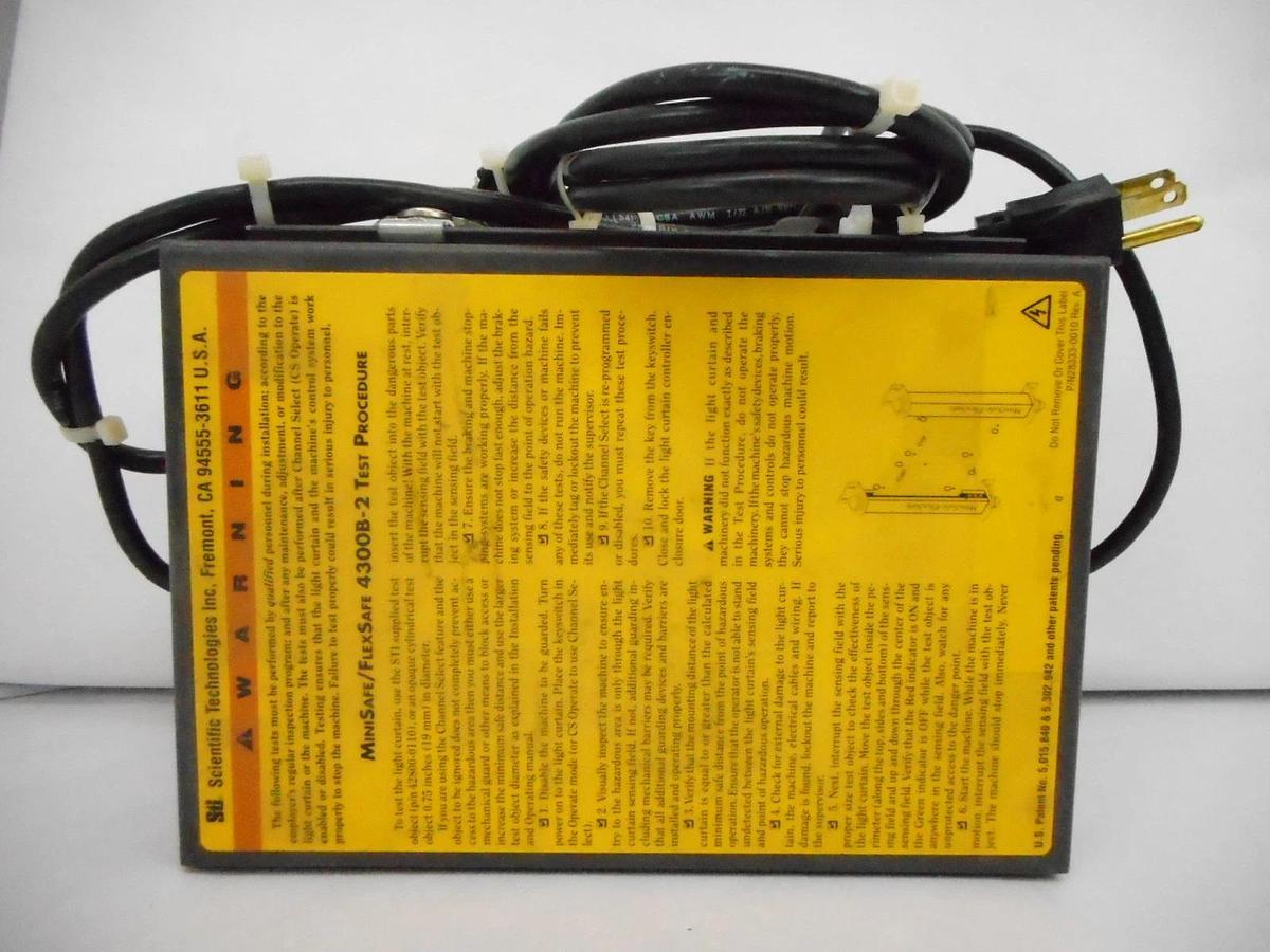 Used Sti 70011-1000 Light Curtain Controller MiniSafe/FlexSafe MS43-B2-AC1 Working