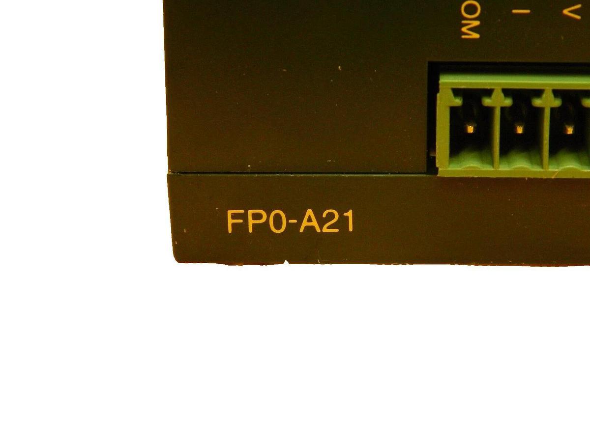 Used Matsushita NAiS Programmable PLC System AIGT3100B FP0-E16 FP0-A21 Working