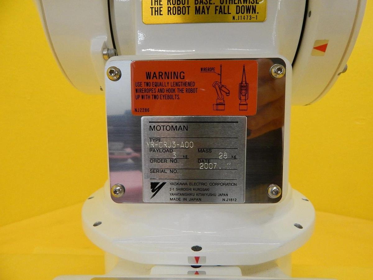 Used Yaskawa Electric YR-CRJ3-A00 Industrial Robot MOTOMAN Untested Surplus