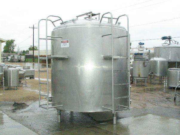 Usado 1500 GALLON PROCESSOR TANK.  CHERRY BURRELL