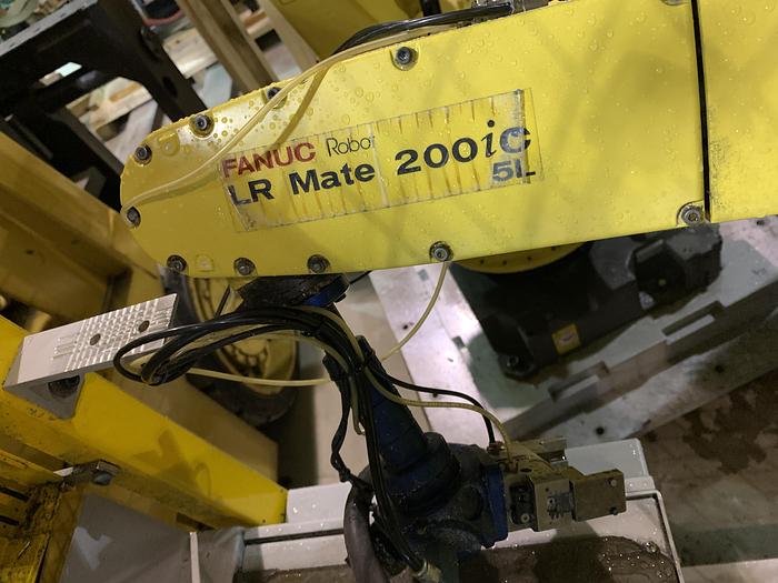 Used FANUC LR MATE 200iC/5L 6 AXIS CNC ROBOT WITH R30iA CONTROLLER