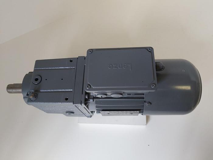 Getriebemotor, GST05-2M VCR 071C42, 91rpm, 41Nm, Lenze neu