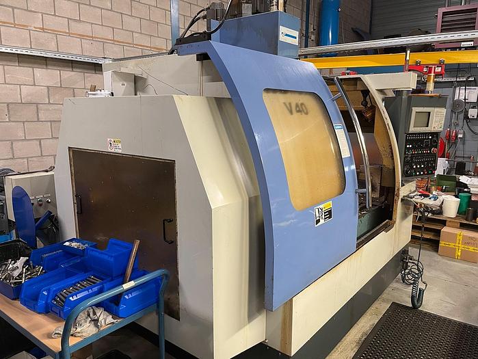 Gebruikt 2003 Leadwell V-40