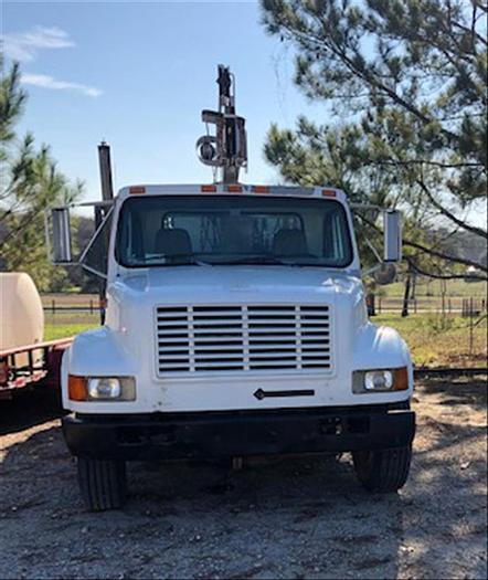 Used 2011 Smeal 6T Pump Hoist Rig