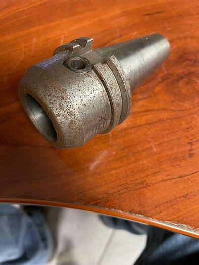 Used CAT 40 END MILL HOLDER SIZE 1-1/4"