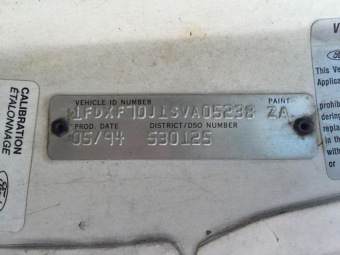 Used Unit #: 5238 - 1994 Ford chassis, Velcon filter vessel.