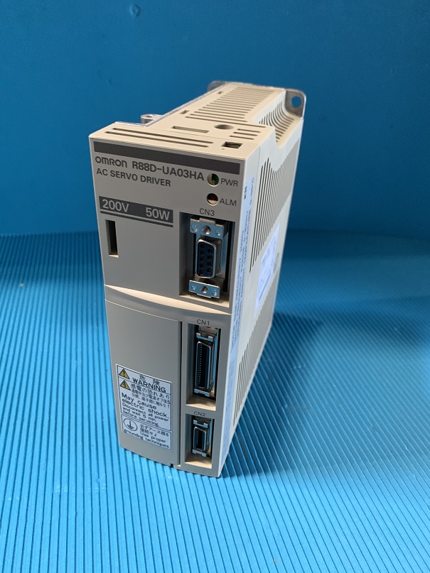 Used Omron AC Servo Driver R88D-UA03HA