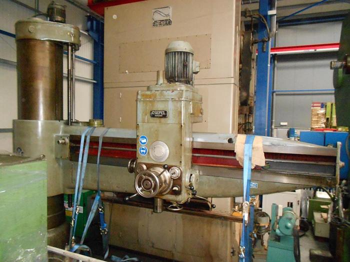 Gebraucht RADIAALBOORMACHINE  CSEPEL