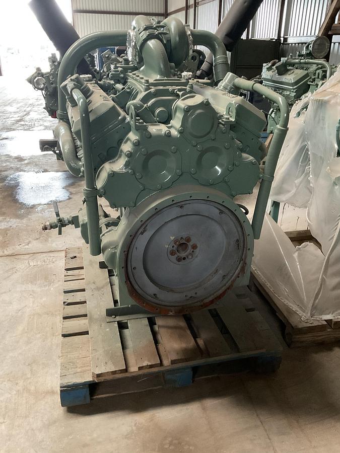 Remanufactured Detroit Diesel 8V71