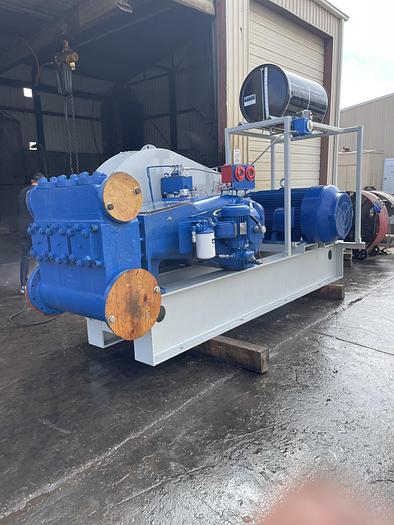 Used National Oilwell Varco  Triplex 308T-7xl Stainless Flued End