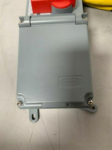 Used Hubbell SE 2730A Switched Twist-Lock Enclosure w/ Arktite Plug