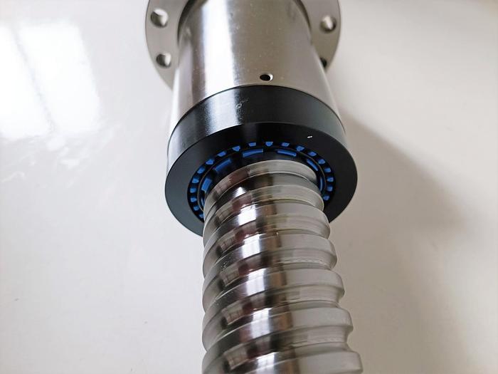 Geschliffener Präzisions Kugelgewindetrieb, D50mm, 1174mm, Steinmeyer, neu